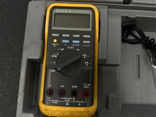 Fluke 88v 88V Deluxe Automotive Multimeter